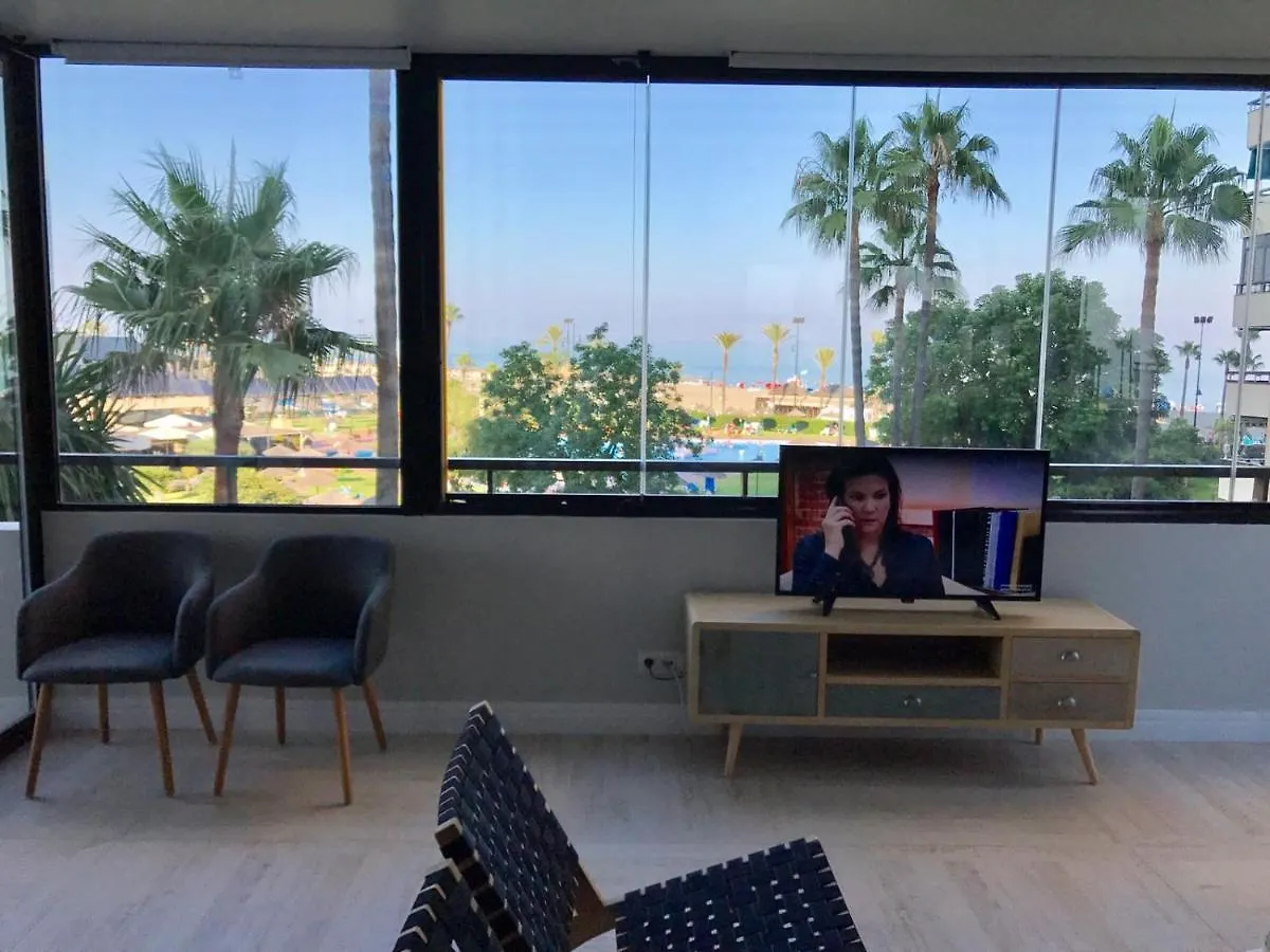 Apartamento Luxury House 110 M2 On The Beach, Pool, Parking Torremolinos